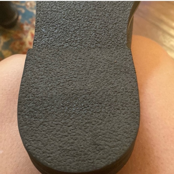 Donald J Pliner Boots size 8 - Picture 8 of 9